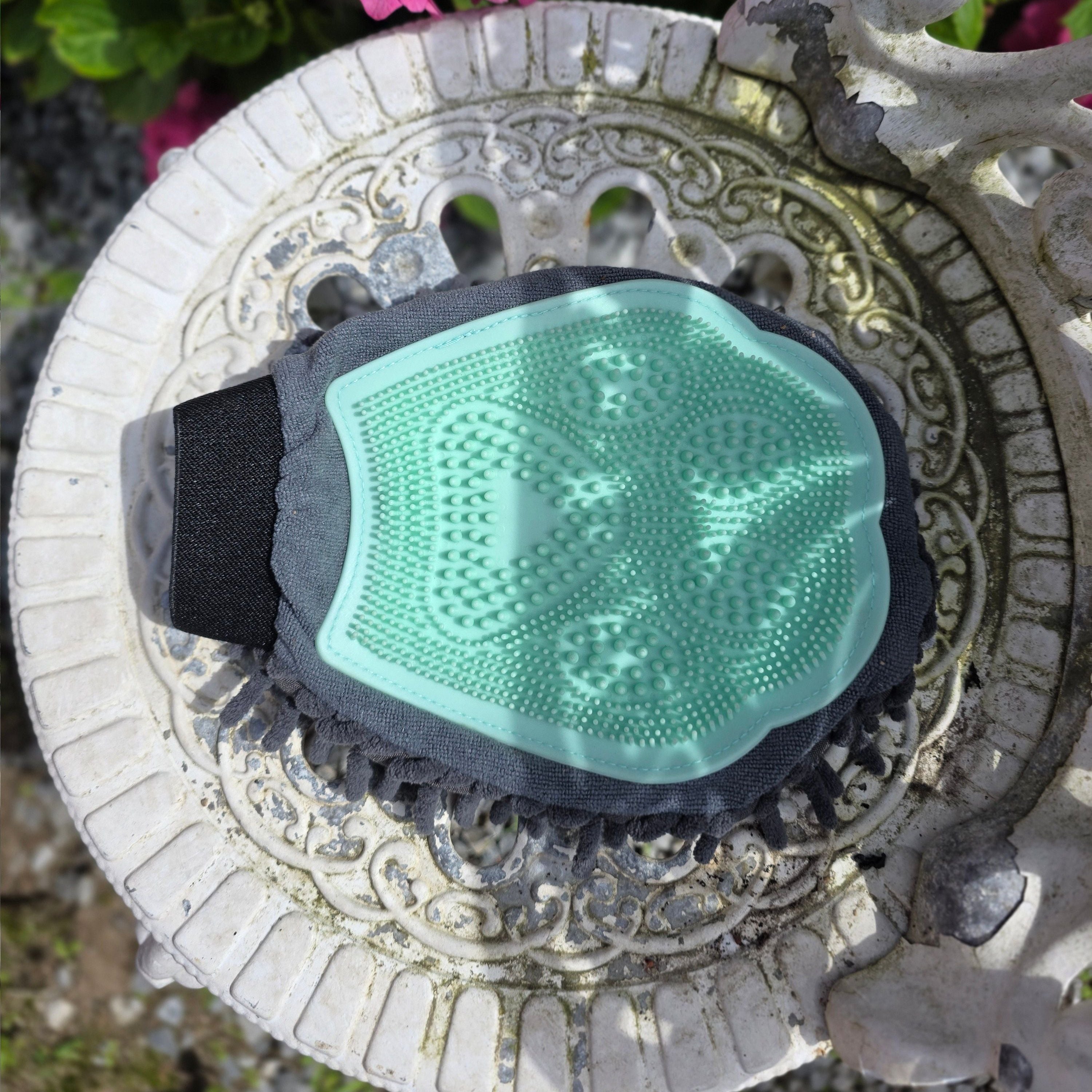 Fellpflegehandschuh (Art.-Nr. 029)